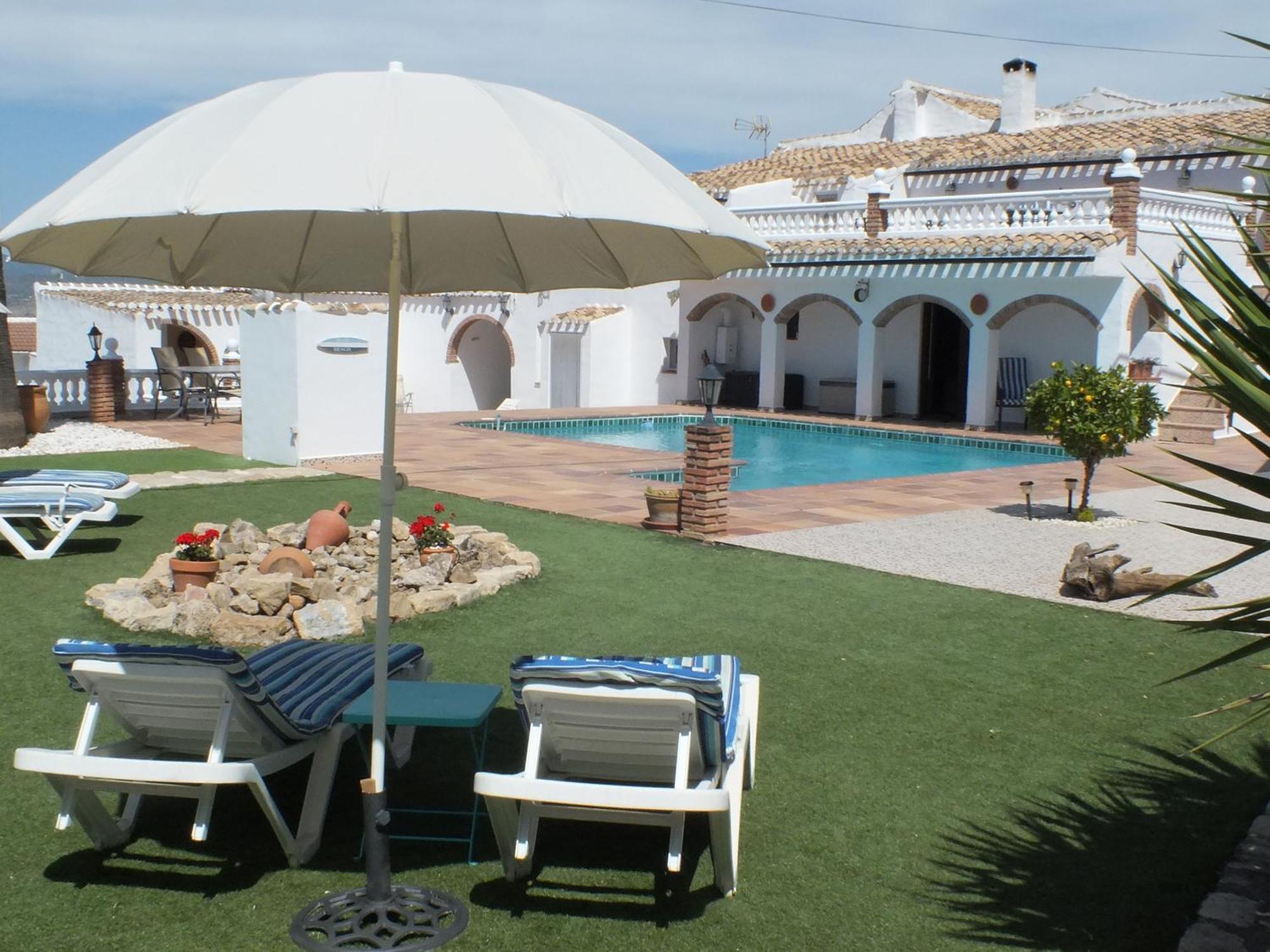 Kayenne Holiday Rentals Iznájar Esterno foto